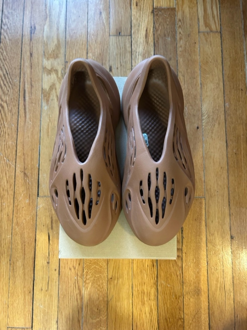 Yeezy Men's Foam Runners NWT
